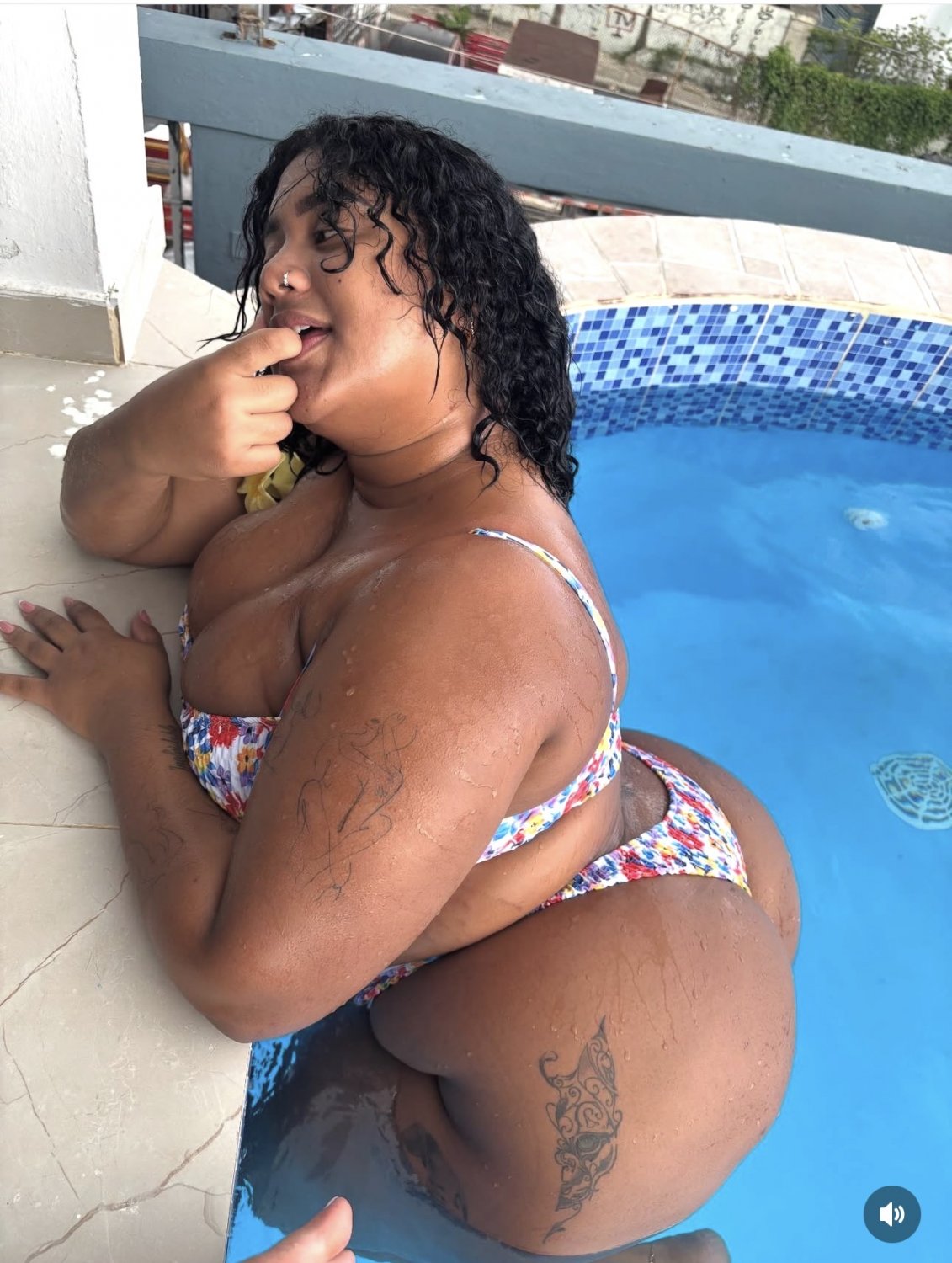 Dominicana #IH0ewXJb