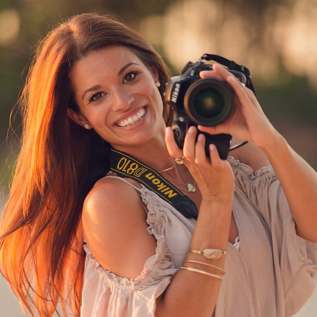 Not sure what changed Crystal’s mind into changing her top on camera but I’m glad she did #Q5hWC5I4